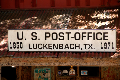 luckenbach texas post office sign