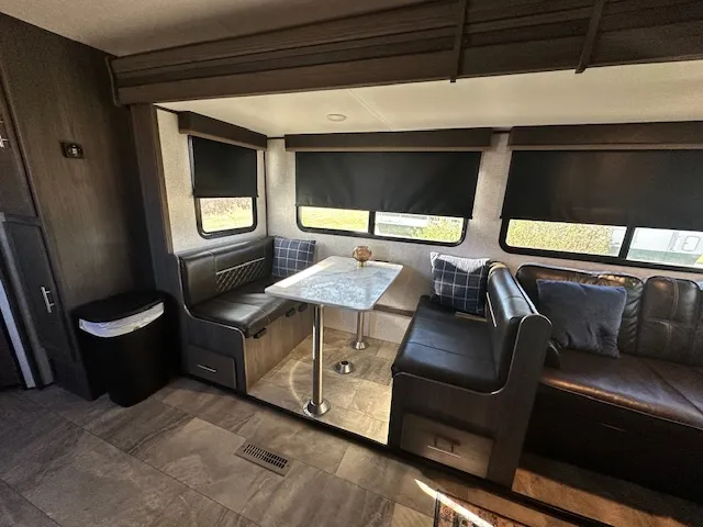 RV Rental AR 293