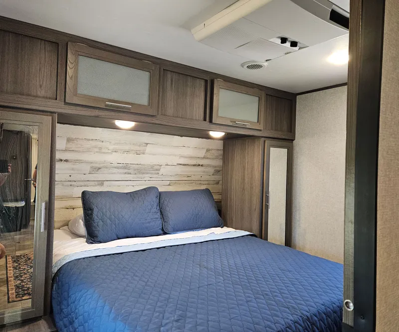 RV Rental AR 293